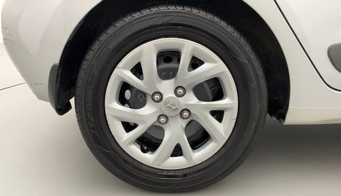 2018 Hyundai Grand i10 SPORTZ 1.2 KAPPA VTVT, Petrol, Manual, 36,284 km, Right Rear Wheel