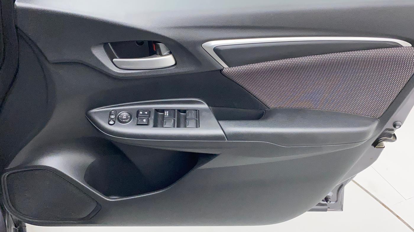 2020 Honda WR-V 1.2L I-VTEC VX MT, Petrol, Manual, 20,212 km, Driver Side Door Panels Control