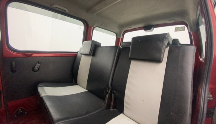 2018 Maruti Eeco 5 STR WITH A/C+HTR, Petrol, Manual, 71,285 km, Right Side Rear Door Cabin