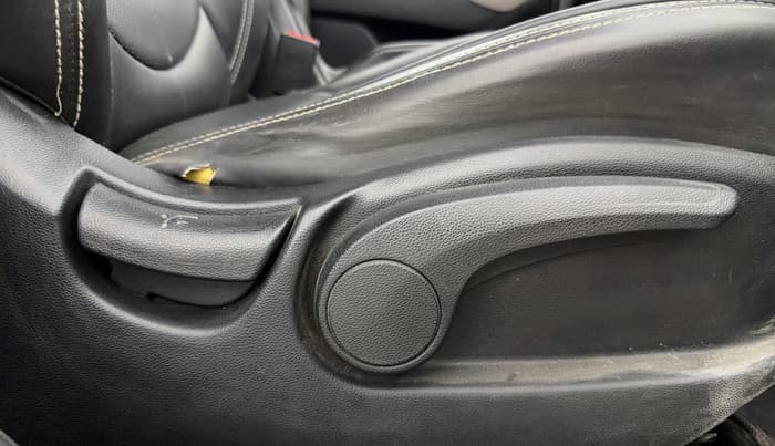 2020 Hyundai Creta SX AT 1.6 PETROL, Petrol, Automatic, 56,645 km, Driver Side Adjustment Panel