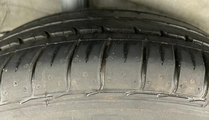 2021 Honda City V MT PETROL, Petrol, Manual, 5,785 km, Right Rear Tyre Tread