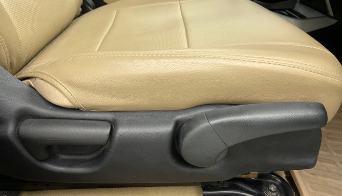 2021 Honda City V MT PETROL, Petrol, Manual, 5,785 km, Driver Side Adjustment Panel