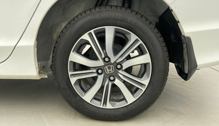 2021 Honda City V MT PETROL, Petrol, Manual, 5,785 km, Left Rear Wheel