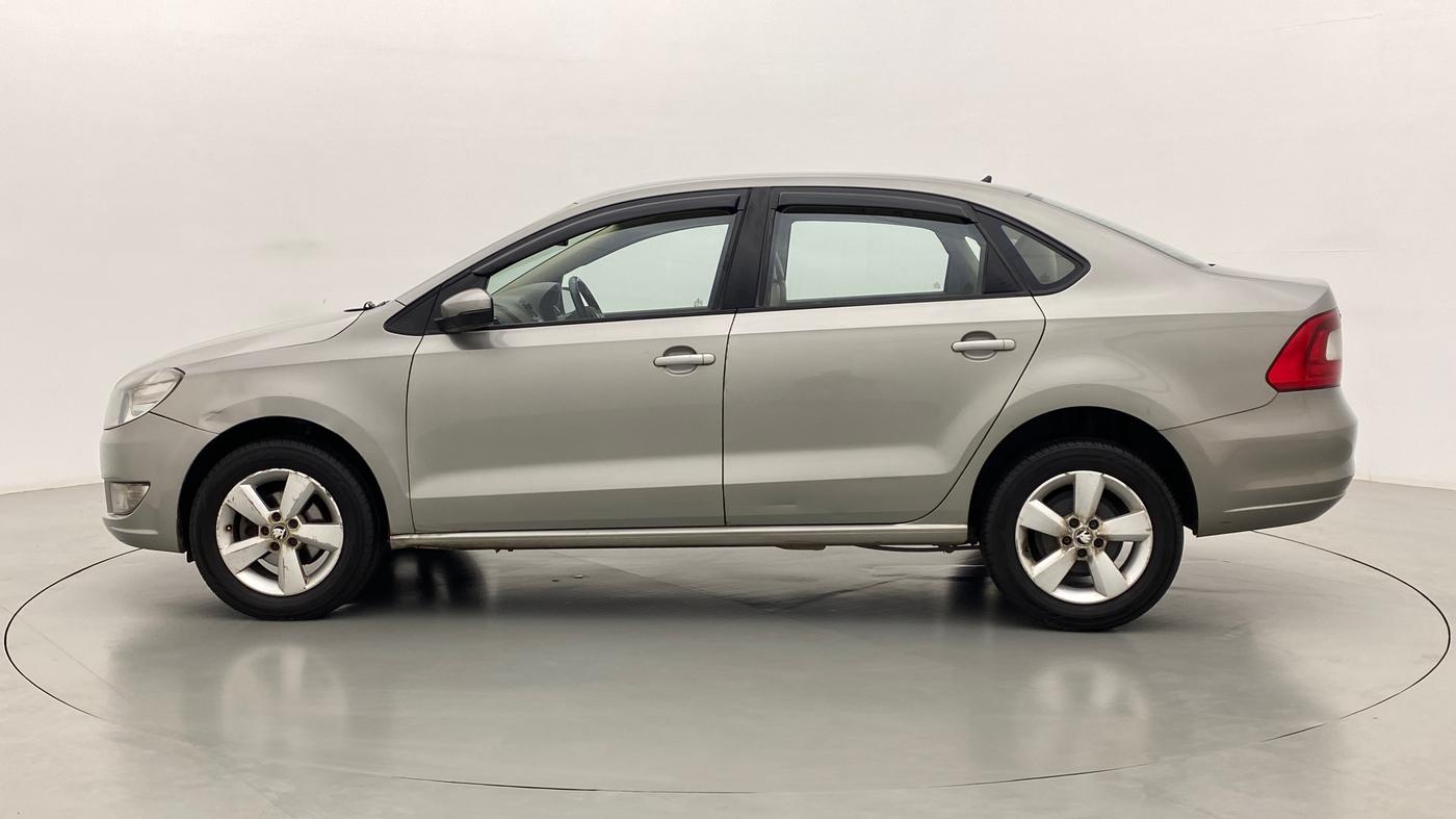 2016 Skoda Rapid 1.5 TDI AT STYLE PLUS, Diesel, Automatic, 59,282 km, Left Side
