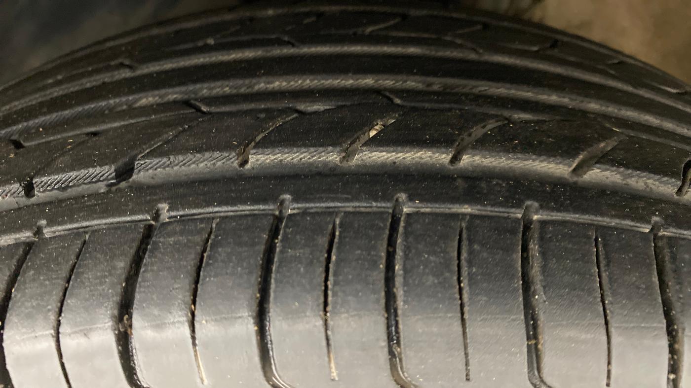 2016 Skoda Rapid 1.5 TDI AT STYLE PLUS, Diesel, Automatic, 59,282 km, Left Front Tyre Tread