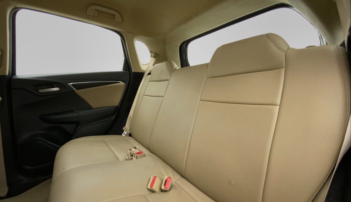 2017 Honda Jazz 1.2 V AT, Petrol, Automatic, 28,788 km, Right Side Rear Door Cabin