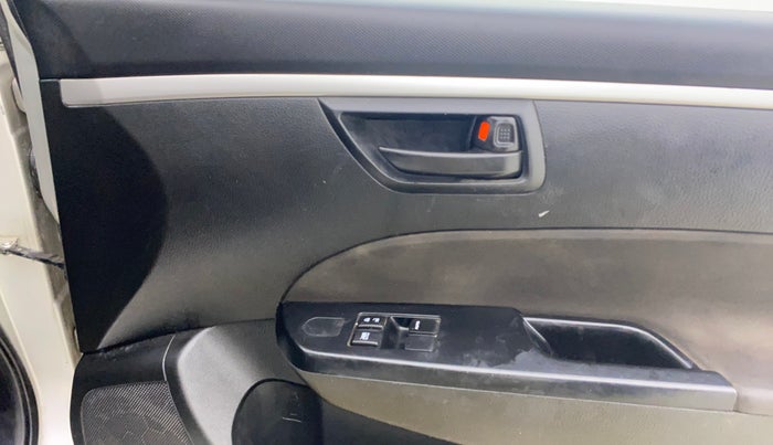 2016 Maruti Swift LXI, Petrol, Manual, 1,42,033 km, Driver Side Door Panels Control