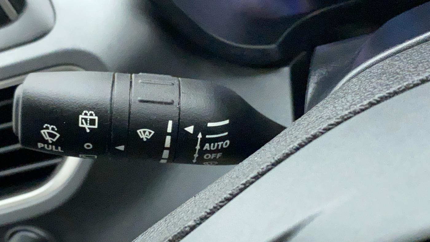 2021 Tata ALTROZ XZ PLUS I-TURBO PETROL, Petrol, Manual, 5,919 km, Rain Sensing Wipers