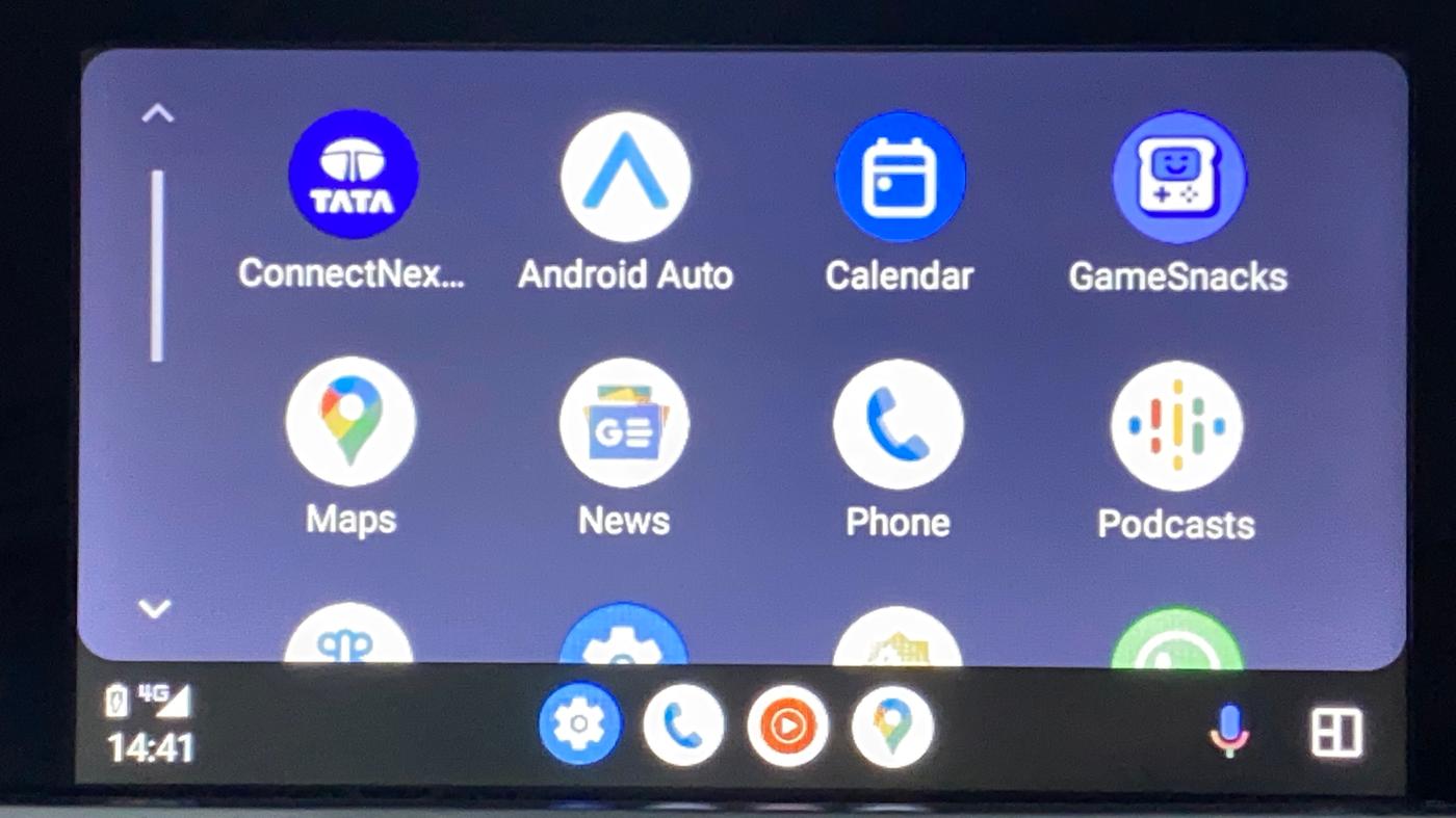2021 Tata ALTROZ XZ PLUS I-TURBO PETROL, Petrol, Manual, 5,919 km, Apple CarPlay and Android Auto