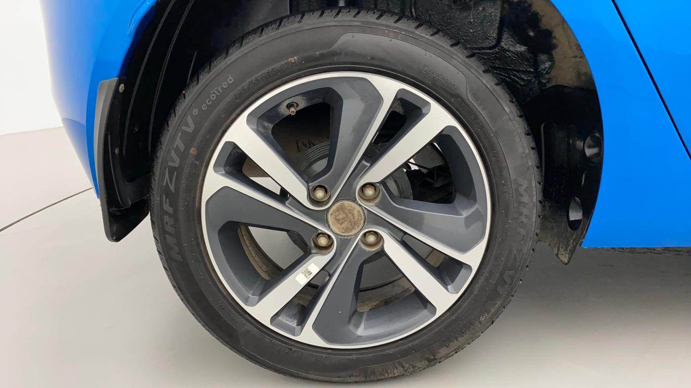 2021 Tata ALTROZ XZ PLUS I-TURBO PETROL, Petrol, Manual, 5,919 km, Right Rear Wheel