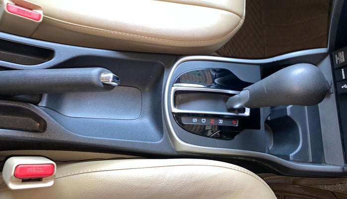 2018 Honda City 1.5L I-VTE V CVT, Petrol, Automatic, 74,829 km, Gear Lever