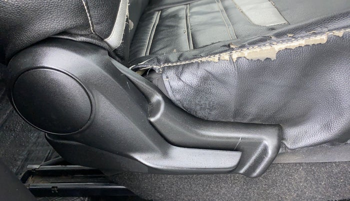 2019 Maruti IGNIS DELTA 1.2 K12, Petrol, Manual, 34,270 km, Driver Side Adjustment Panel