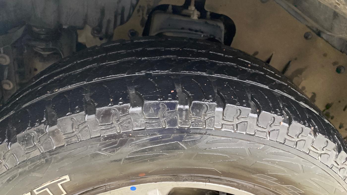 2022 Mahindra Thar LX HARD TOP 4WD MT, Diesel, Manual, 80,825 km, Left Front Tyre Tread