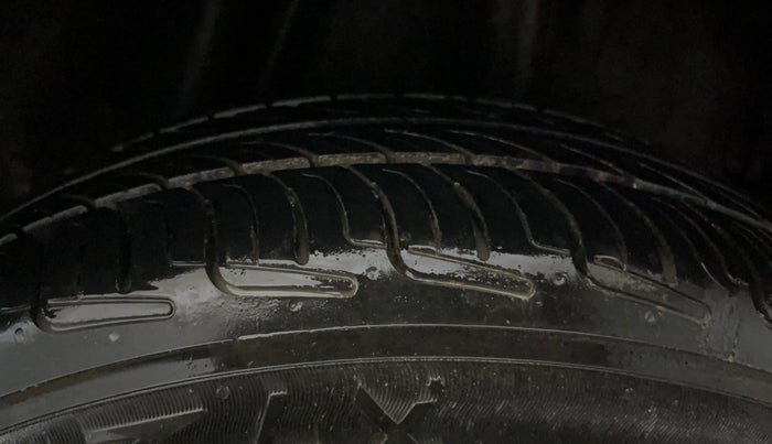 2016 Honda City 1.5L I-VTEC SV, Petrol, Manual, 50,361 km, Left Rear Tyre Tread