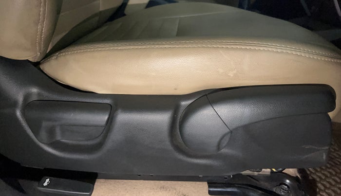 2016 Honda City 1.5L I-VTEC SV, Petrol, Manual, 50,361 km, Driver Side Adjustment Panel