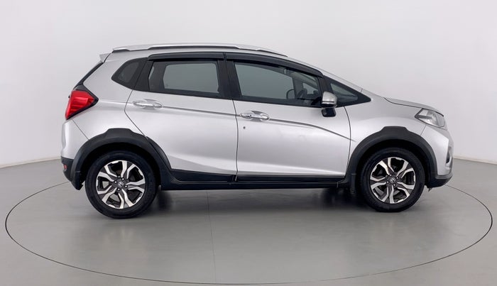 2018 Honda WR-V 1.5 i-DTEC VX MT, Diesel, Manual, 43,900 km, Right Side View
