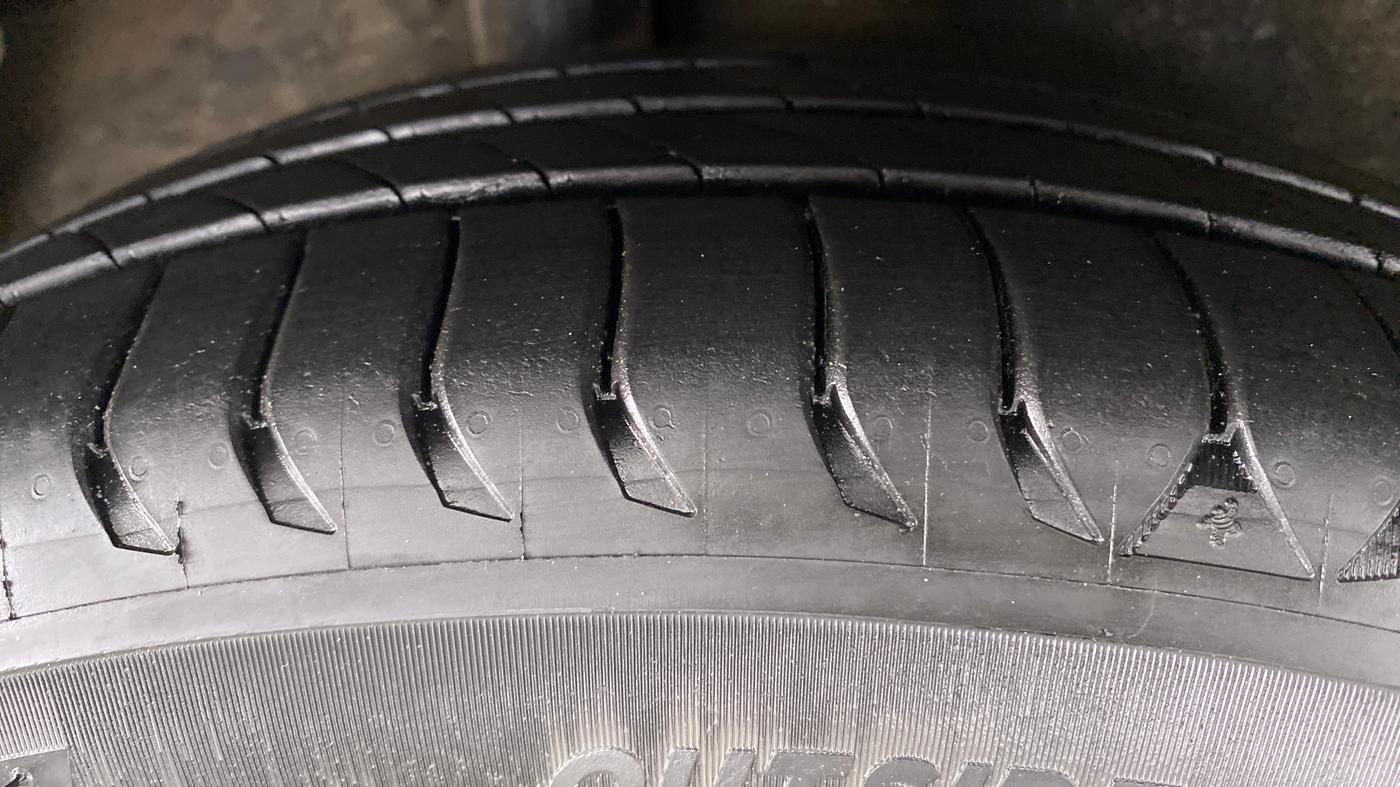 2018 Honda WR-V 1.5 i-DTEC VX MT, Diesel, Manual, 43,900 km, Right Rear Tyre Tread