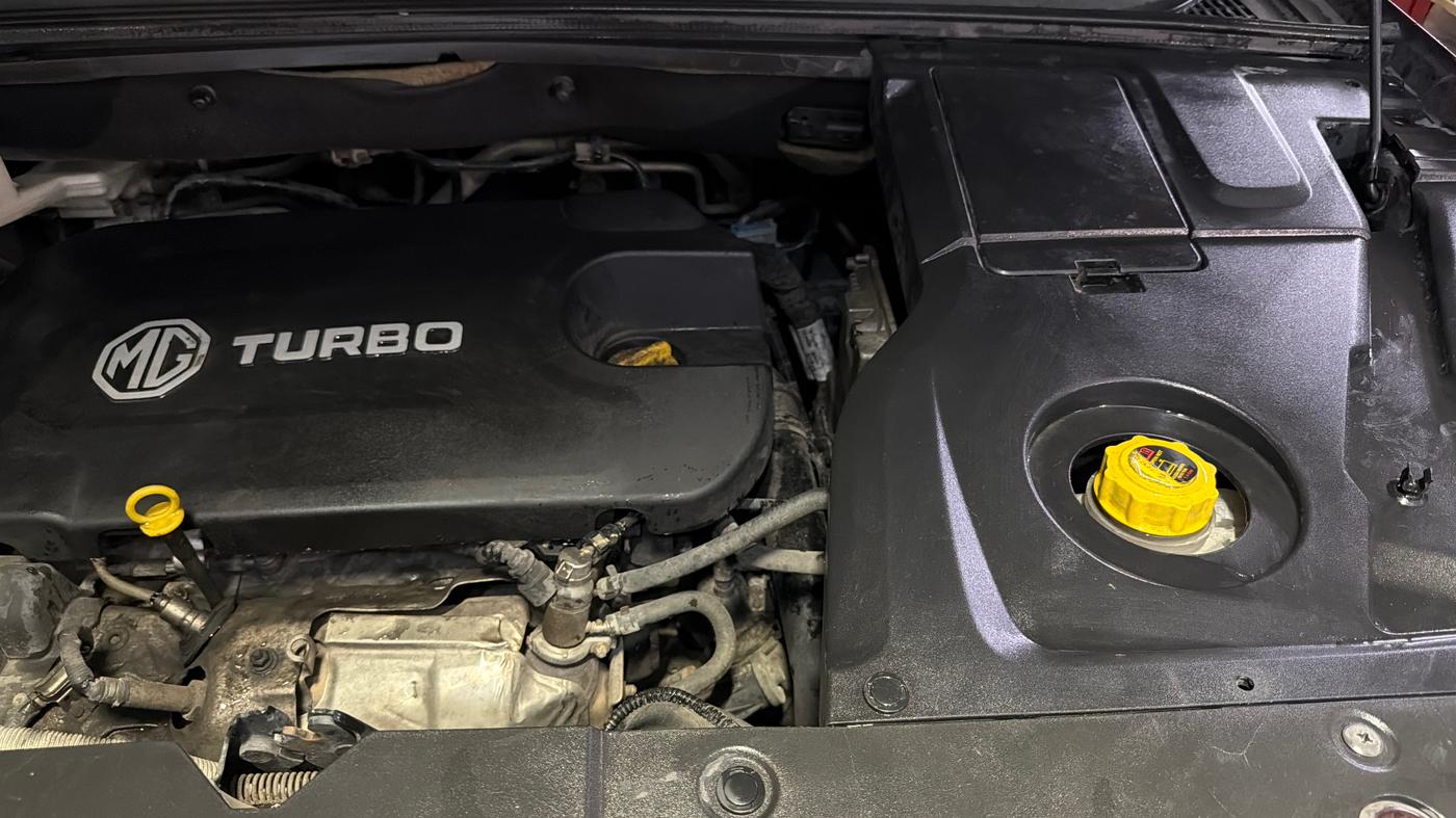 2021 MG HECTOR PLUS SHARP 2.0 DIESEL TURBO MT 6-STR, Diesel, Manual, 66,444 km, Engine View - Left