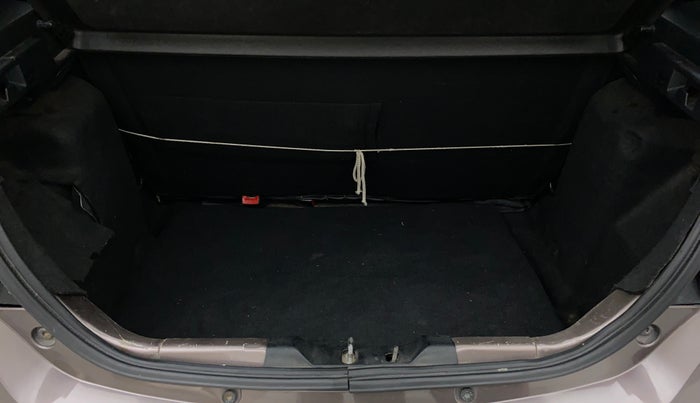2017 Tata Tiago XT 1.2 REVOTRON, Petrol, Manual, 87,978 km, Boot Inside