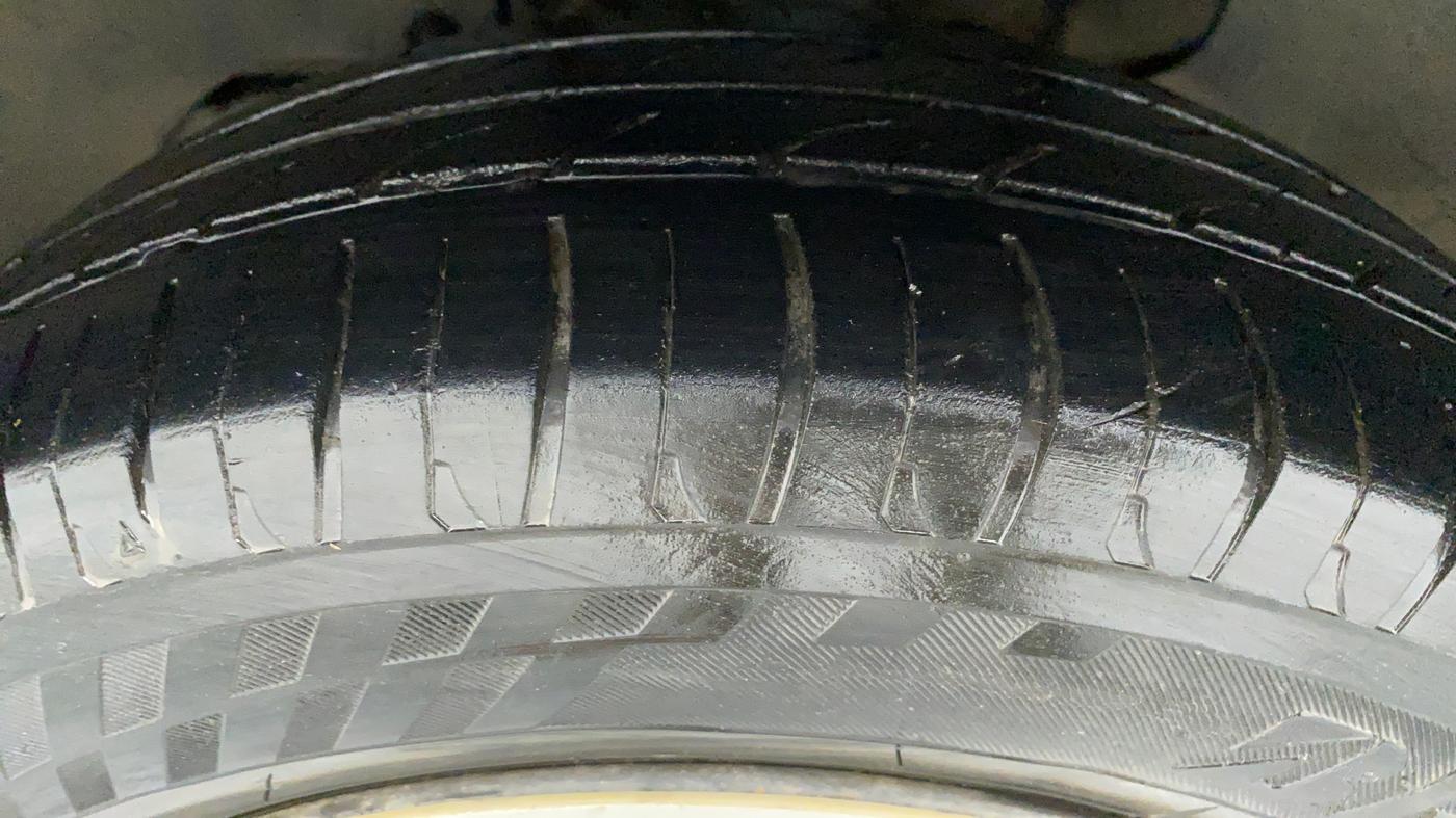 2017 Tata Tiago XT 1.2 REVOTRON, Petrol, Manual, 87,978 km, Left Front Tyre Tread