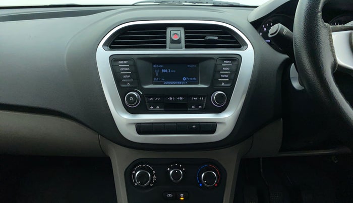 2017 Tata Tiago XT 1.2 REVOTRON, Petrol, Manual, 87,978 km, Air Conditioner