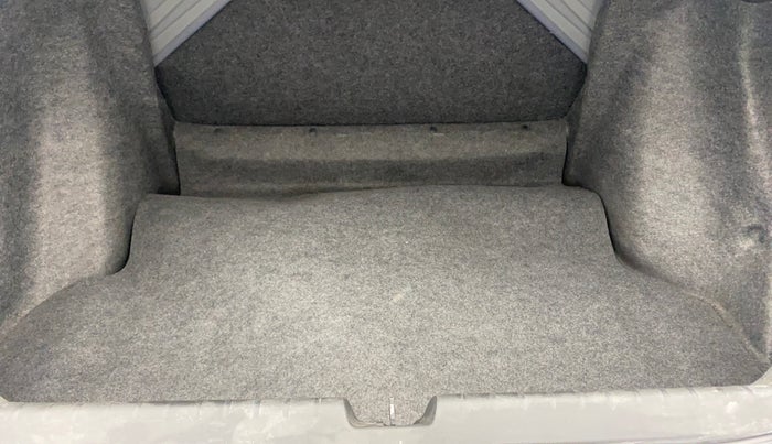 2016 Honda City 1.5L I-VTEC VX CVT, Petrol, Automatic, 1,03,927 km, Boot Inside