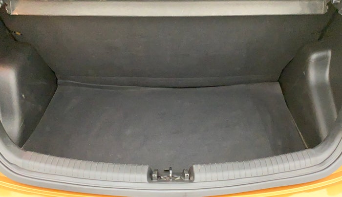 2014 Hyundai Grand i10 ASTA 1.2 KAPPA VTVT, Petrol, Manual, 28,158 km, Boot Inside View