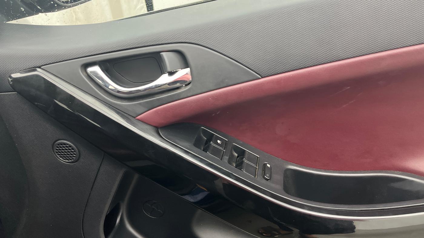 2024 Tata Curvv Accomplished S 1.2 Petrol 7DCA, Petrol, Automatic, 4,583 km, Driver Side Door Panels Control
