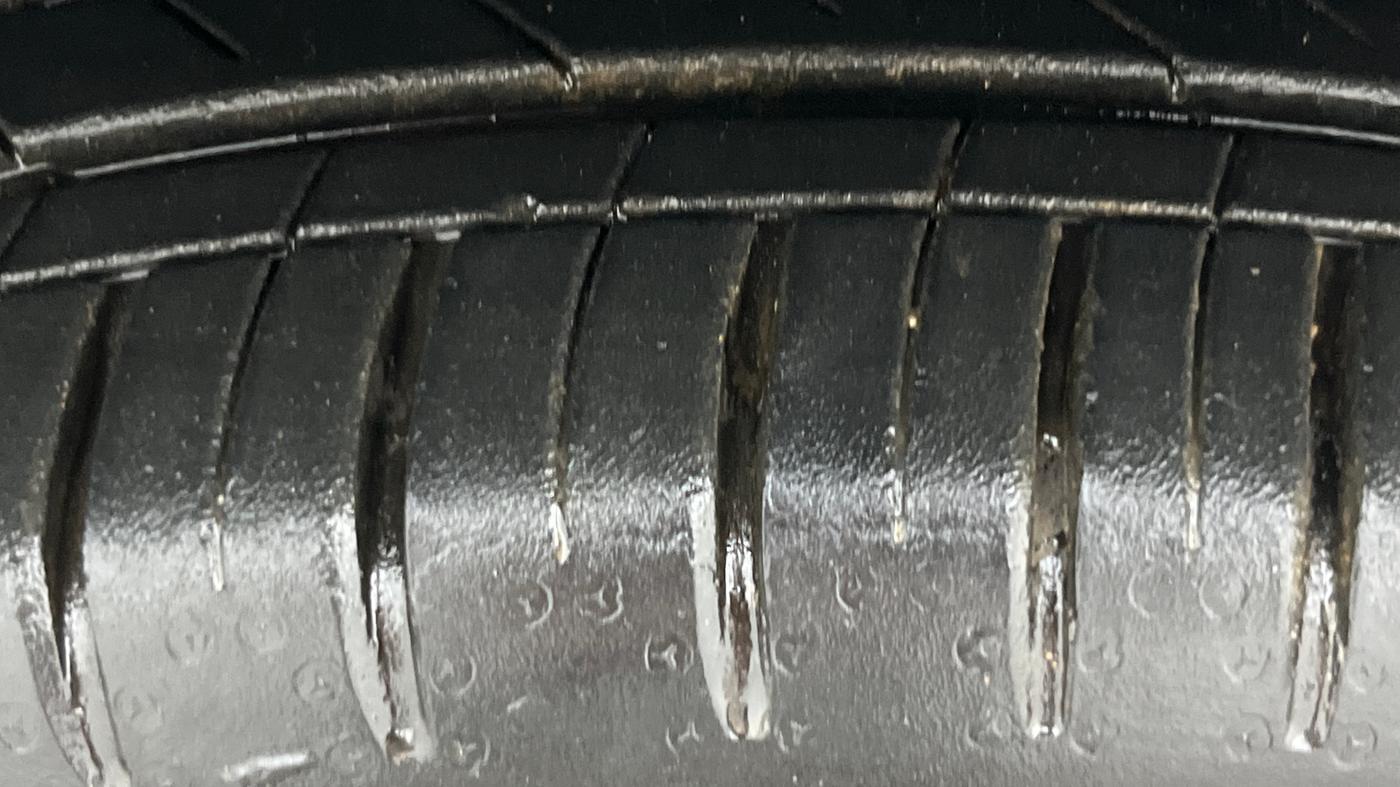 2024 Tata Curvv Accomplished S 1.2 Petrol 7DCA, Petrol, Automatic, 4,583 km, Left Front Tyre Tread