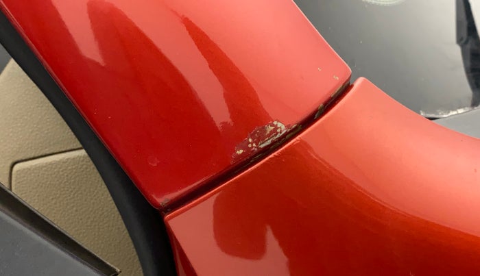2016 Mahindra TUV300 T6, Diesel, Manual, 67,531 km, Right A pillar - Minor scratches