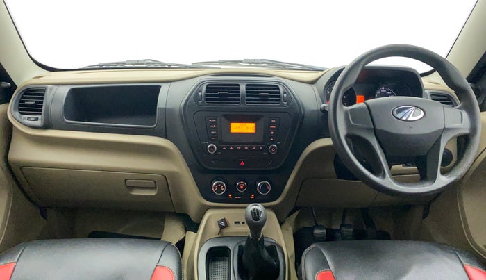 2016 Mahindra TUV300 T6, Diesel, Manual, 67,531 km, Dashboard