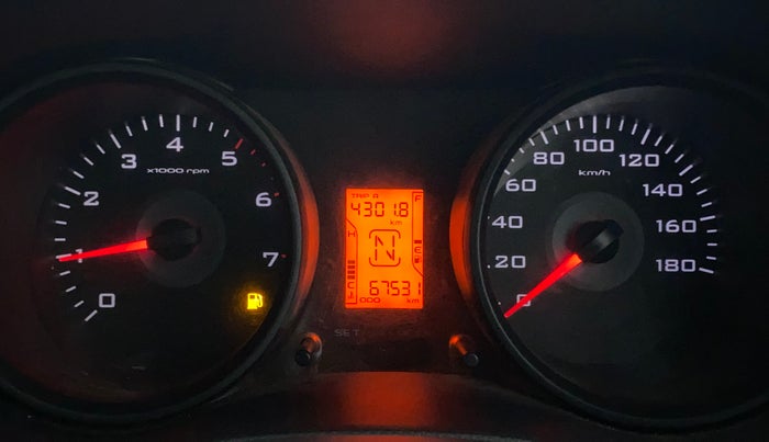 2016 Mahindra TUV300 T6, Diesel, Manual, 67,531 km, Odometer Image