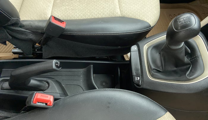 2020 Hyundai NEW SANTRO 1.1 ERA EXICUTIVE, Petrol, Manual, 3,863 km, Gear Lever