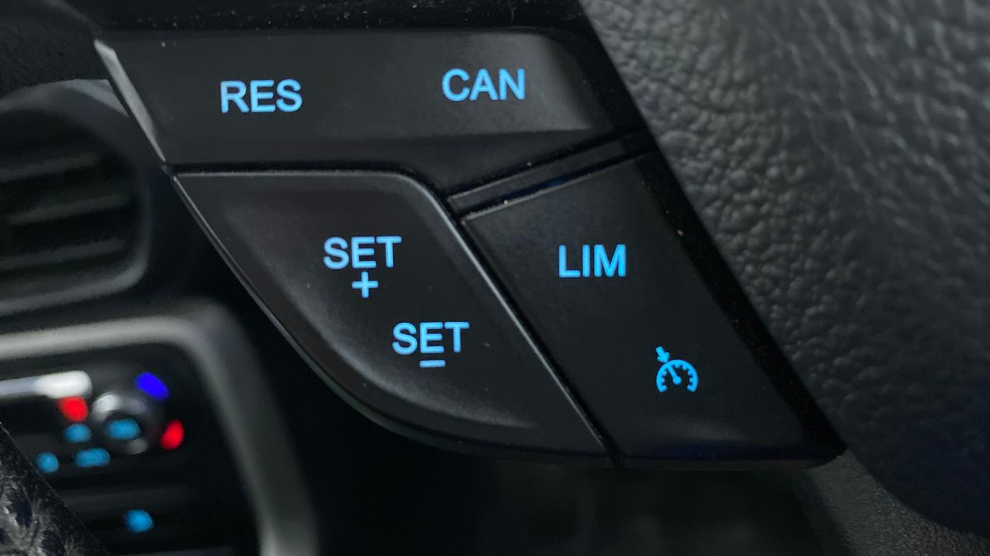2018 Ford Ecosport 1.5 TITANIUM PLUS TI VCT AT, CNG, Automatic, 60,909 km, Adaptive Cruise Control