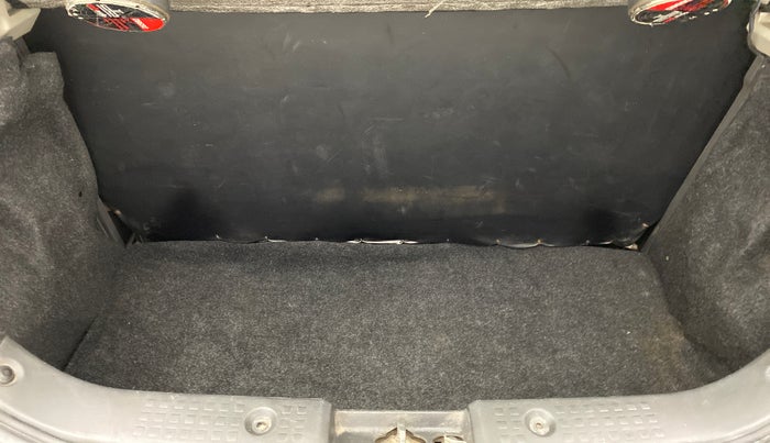 2011 Maruti Swift VDI ABS, Diesel, Manual, 91,007 km, Boot Inside