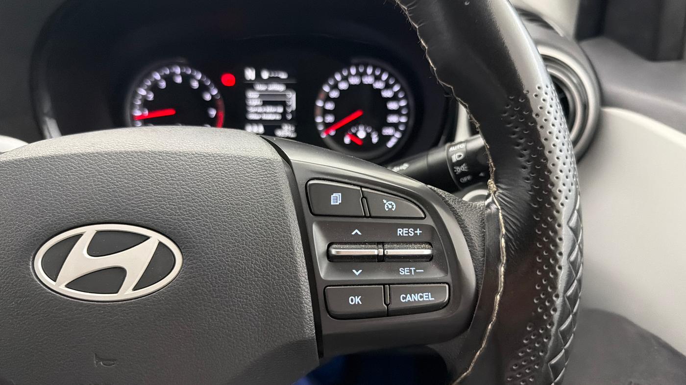2025 Hyundai GRAND I10 NIOS Sportz (O) 1.2 Kappa AMT, Petrol, Automatic, 9,838 km, Adaptive Cruise Control