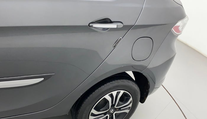 2022 Tata TIGOR XZ PLUS CNG, CNG, Manual, 24,059 km, Left quarter panel - Slightly dented