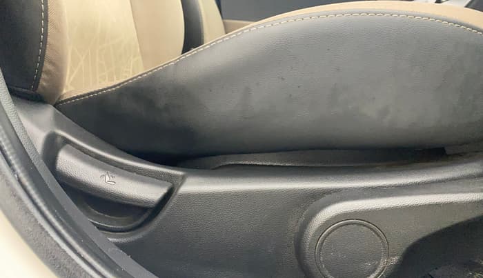2014 Hyundai Xcent S 1.1 CRDI (O), Diesel, Manual, 83,891 km, Driver Side Adjustment Panel