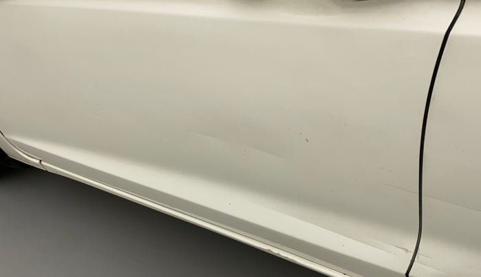 2015 Honda Jazz 1.2L I-VTEC SV, Petrol, Manual, 79,328 km, Front passenger door - Slightly dented