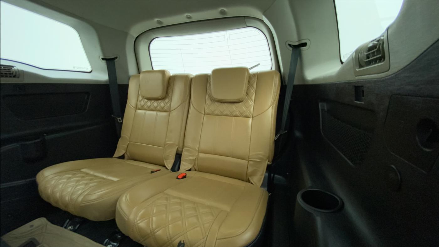 2019 Mahindra XUV500 W11 AT, Diesel, Automatic, 84,003 km, Third Seat Row ( optional )
