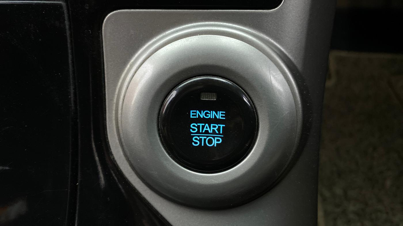 2019 Mahindra XUV500 W11 AT, Diesel, Automatic, 84,003 km, Keyless Start/ Stop Button