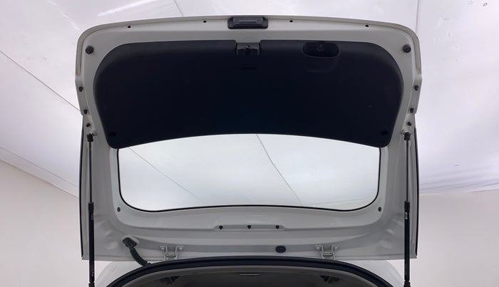 2021 Hyundai NEW I20 MAGNA 1.2 MT, Petrol, Manual, 18,141 km, Boot Door Open