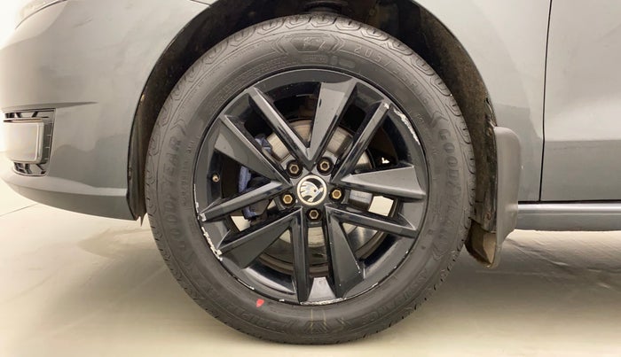 2017 Skoda Rapid STYLE 1.5 TDI AT, Diesel, Automatic, 1,06,359 km, Left Front Wheel