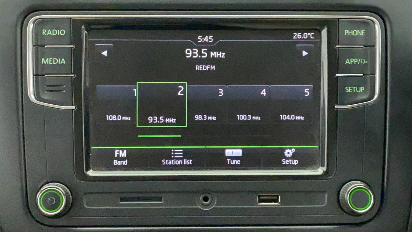 2017 Skoda Rapid STYLE 1.5 TDI AT, Diesel, Automatic, 1,06,359 km, Infotainment System