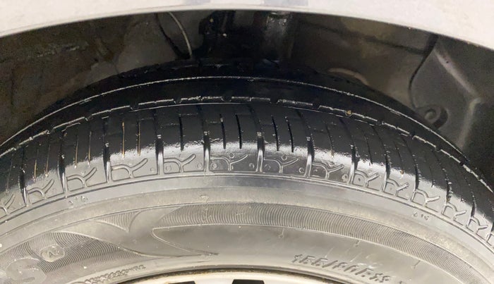 2021 Hyundai NEW SANTRO SPORTZ EXECUTIVE MT CNG, CNG, Manual, 58,237 km, Right Front Tyre Tread
