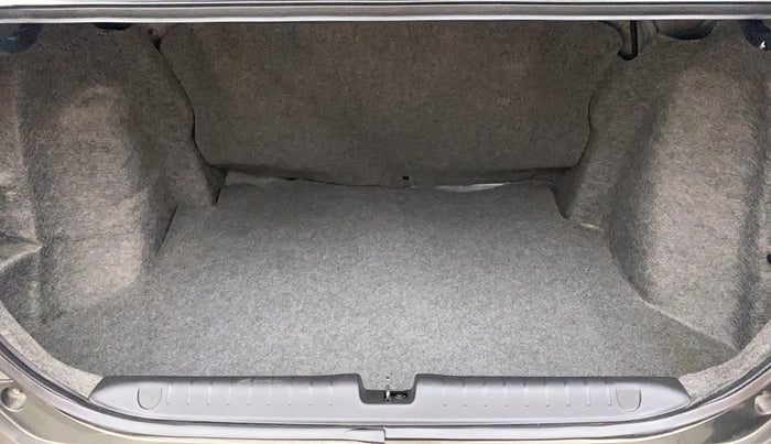 2018 Honda Amaze 1.2L I-VTEC V CVT, Petrol, Automatic, 31,330 km, Boot Inside