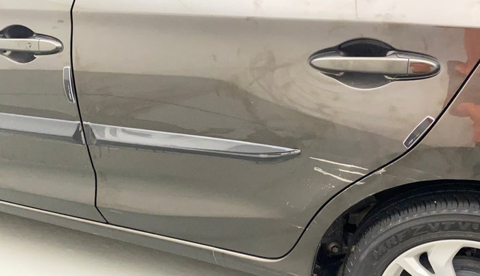 2018 Honda Amaze 1.2L I-VTEC V CVT, Petrol, Automatic, 31,330 km, Rear left door - Slightly dented