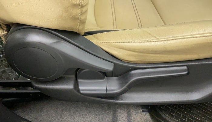 2018 Honda Amaze 1.2L I-VTEC V CVT, Petrol, Automatic, 31,330 km, Driver Side Adjustment Panel