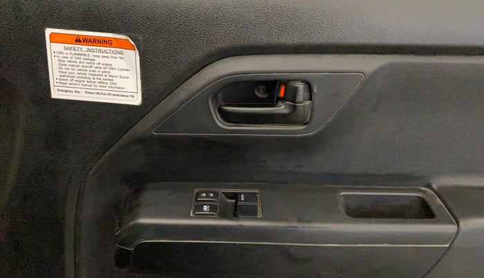 2019 Maruti New Wagon-R LXI CNG 1.0, CNG, Manual, 99,424 km, Driver Side Door Panels Control