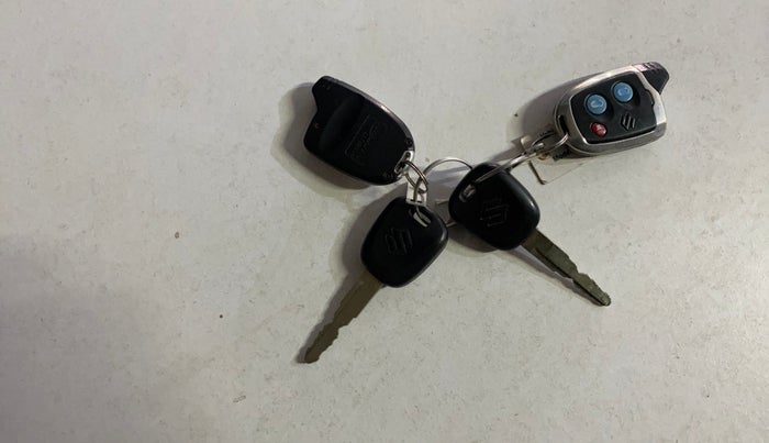 2019 Maruti New Wagon-R LXI CNG 1.0, CNG, Manual, 99,424 km, Key Close Up